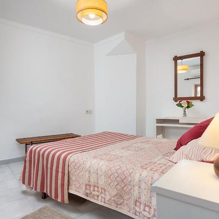 Townhouse Can Bregat โปเญนซา ภายนอก รูปภาพ