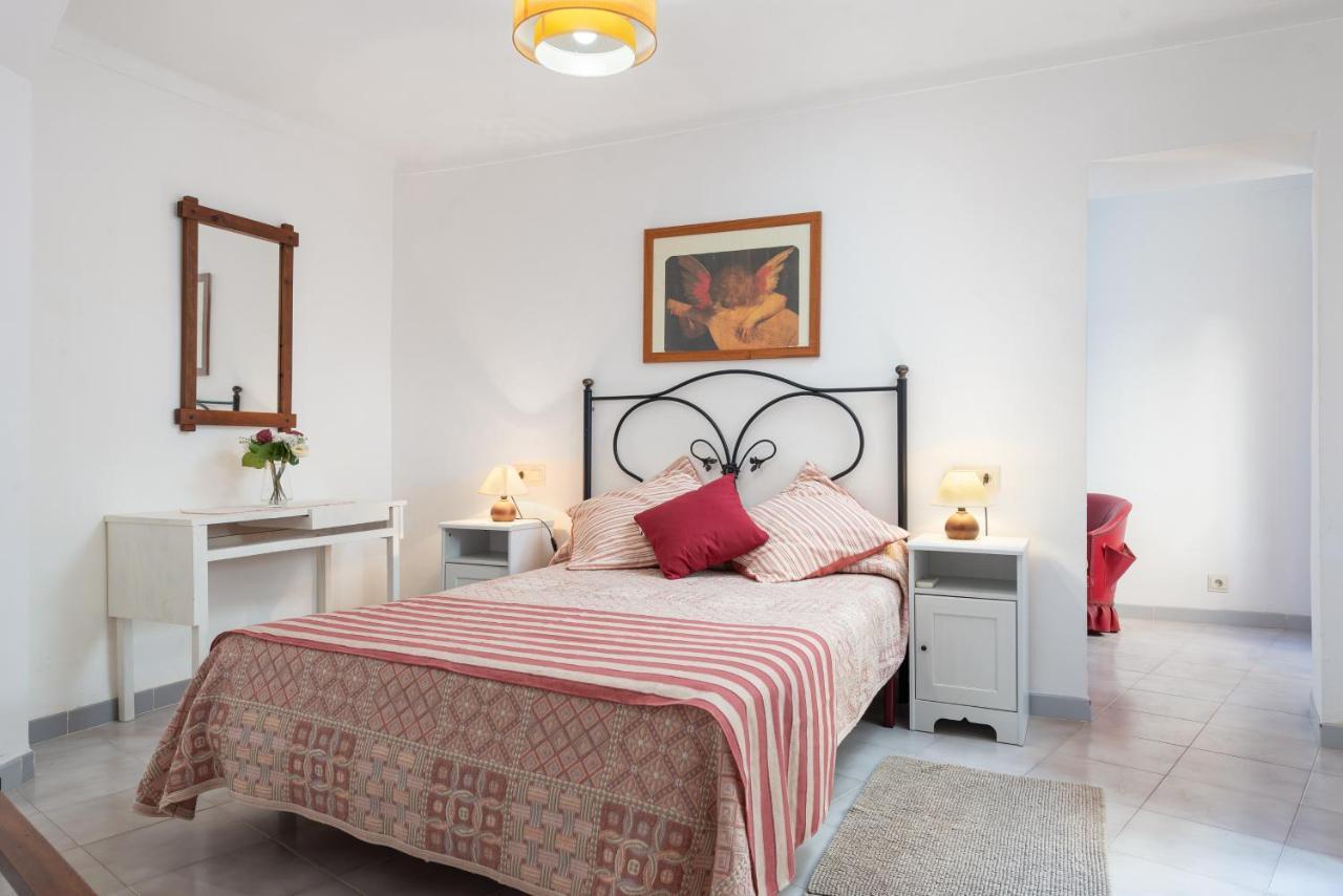 Townhouse Can Bregat โปเญนซา ภายนอก รูปภาพ