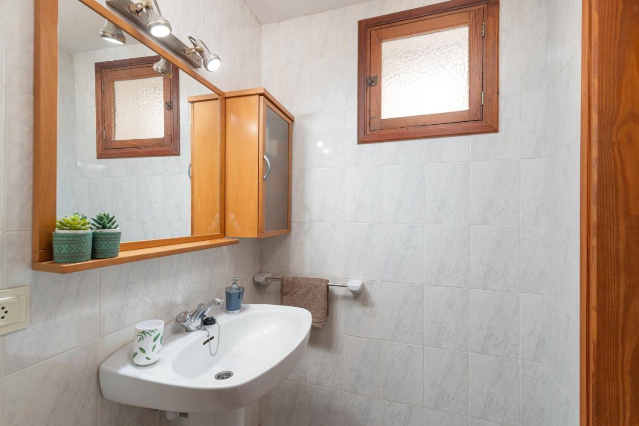 Townhouse Can Bregat โปเญนซา ภายนอก รูปภาพ