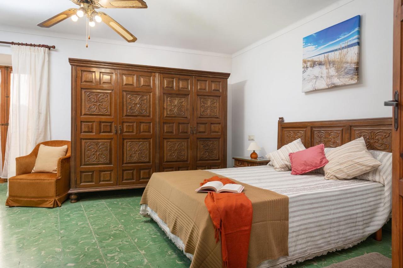 Townhouse Can Bregat โปเญนซา ภายนอก รูปภาพ